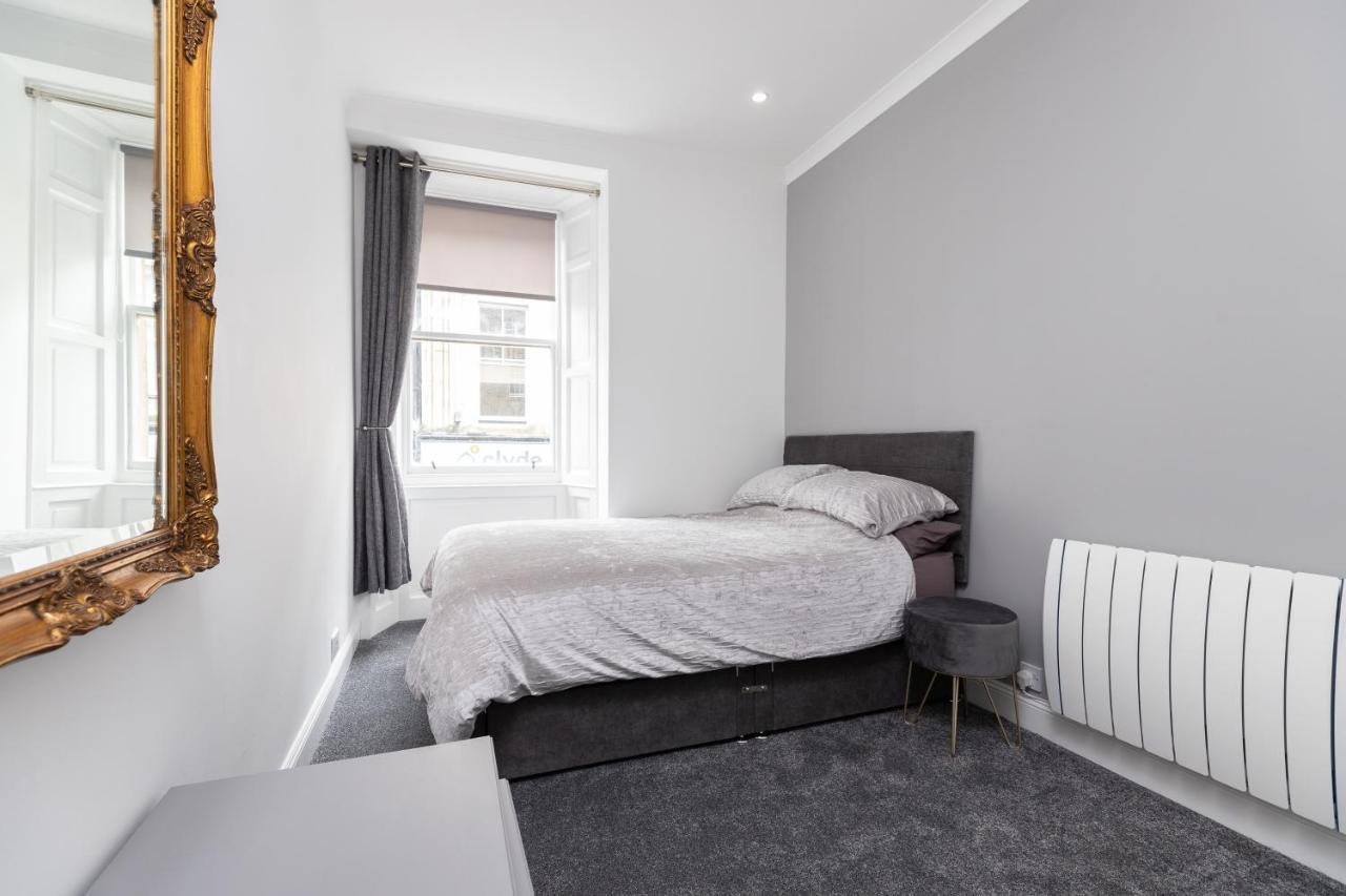 City Centre 2 Bedroom Flat With On Site Parking Perth Bagian luar foto